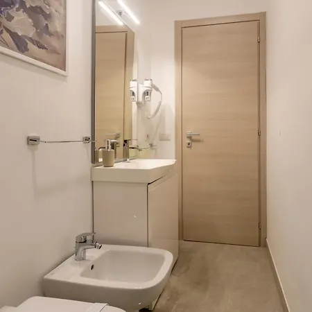 Urban Sirena 住宿加早餐酒店 滨海弗兰卡维拉