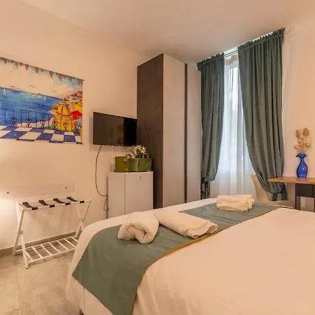 Urban Sirena Bed & Breakfast